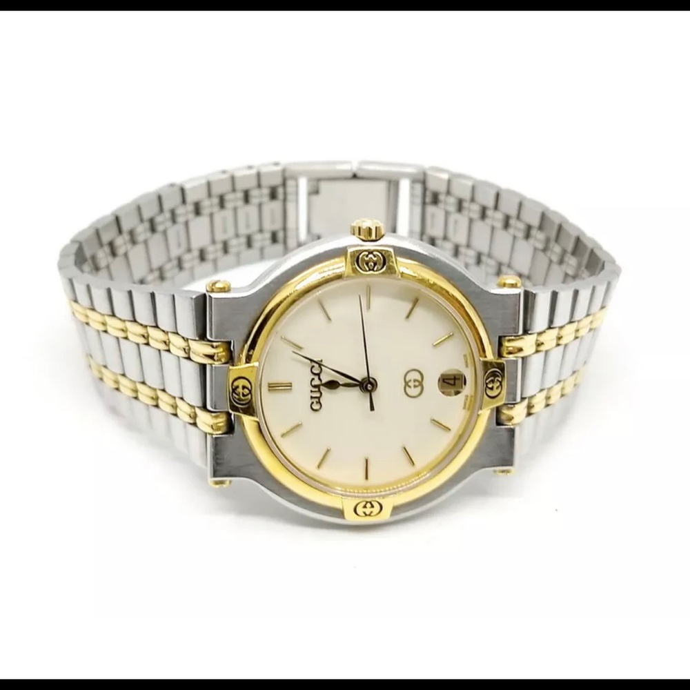 Gucci 9000M Watch